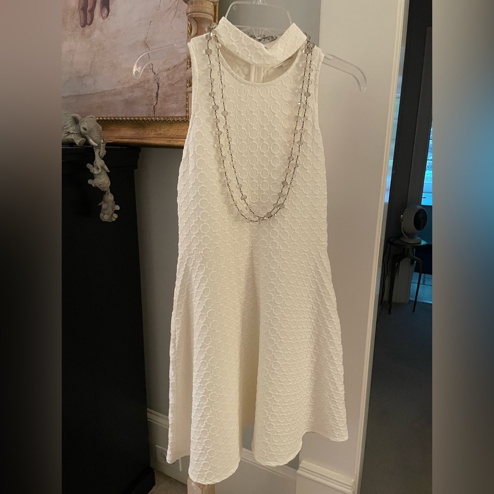 Shoshanna sleeveless dress in off white/cream